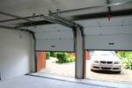 Размери и цени на секционни гаражни врати