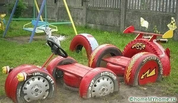 Машина за детска площадка