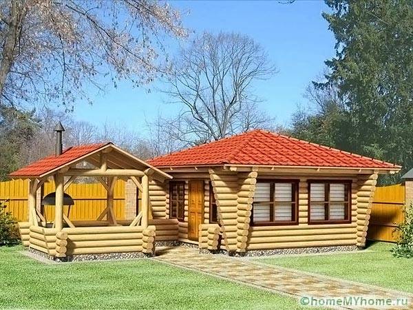 Беседка и дървена къща в същия стил