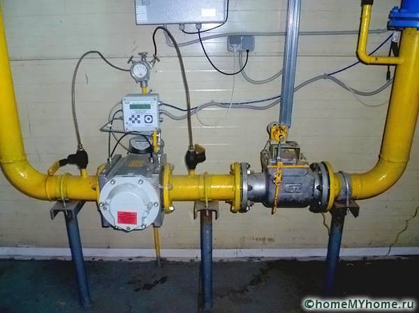Устройството за контрол на налягането е неразделна част от водопроводната конструкция
