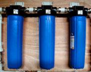 Flow-through main water filter for apartments and cottages