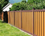 Is it possible to put a blank fence between neighbors in a private house