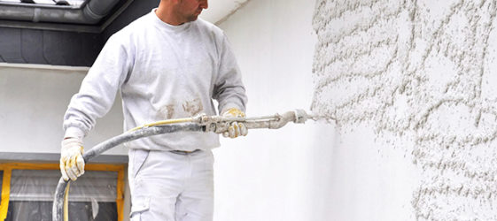 Механизирано измазване на стени: плюсове и минуси
